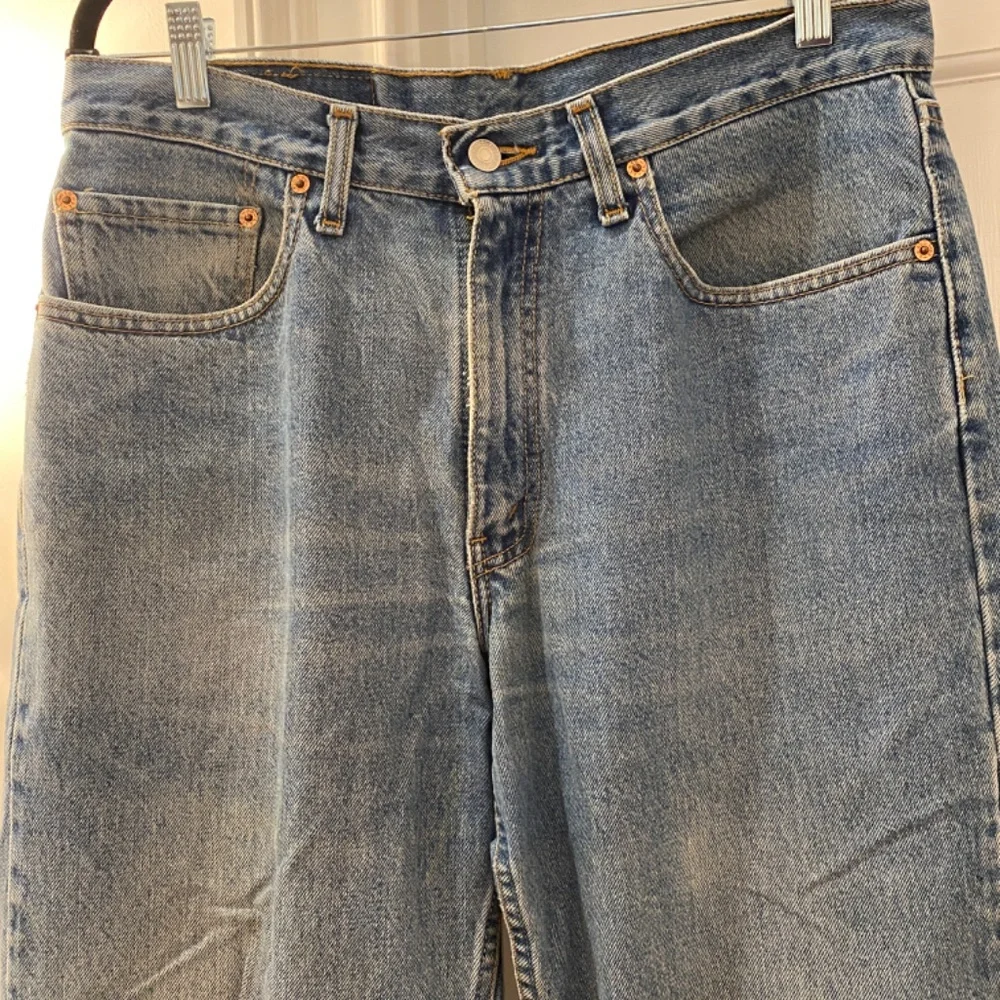 Men's‎ Levi 550 Relax Fit Jeans - Picture 3 of 5